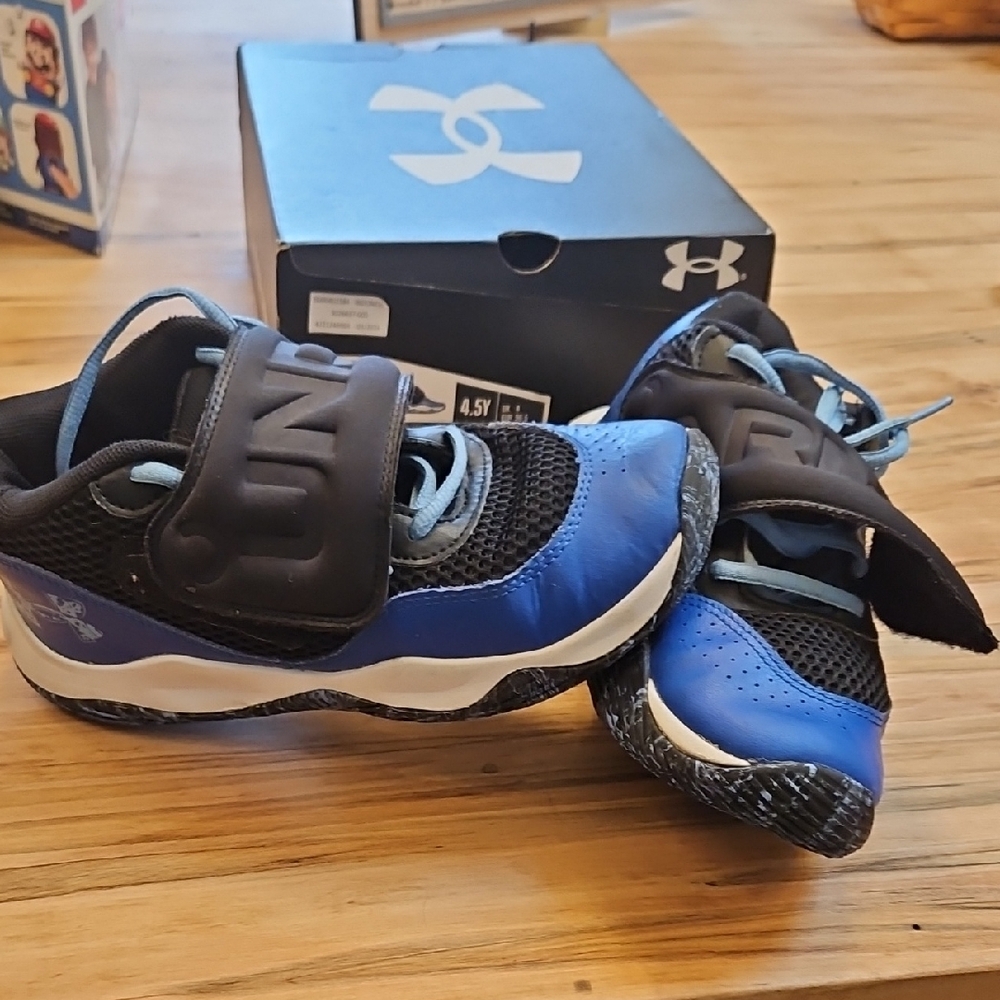 Under Armour Blue and Black Athletic Sneakers